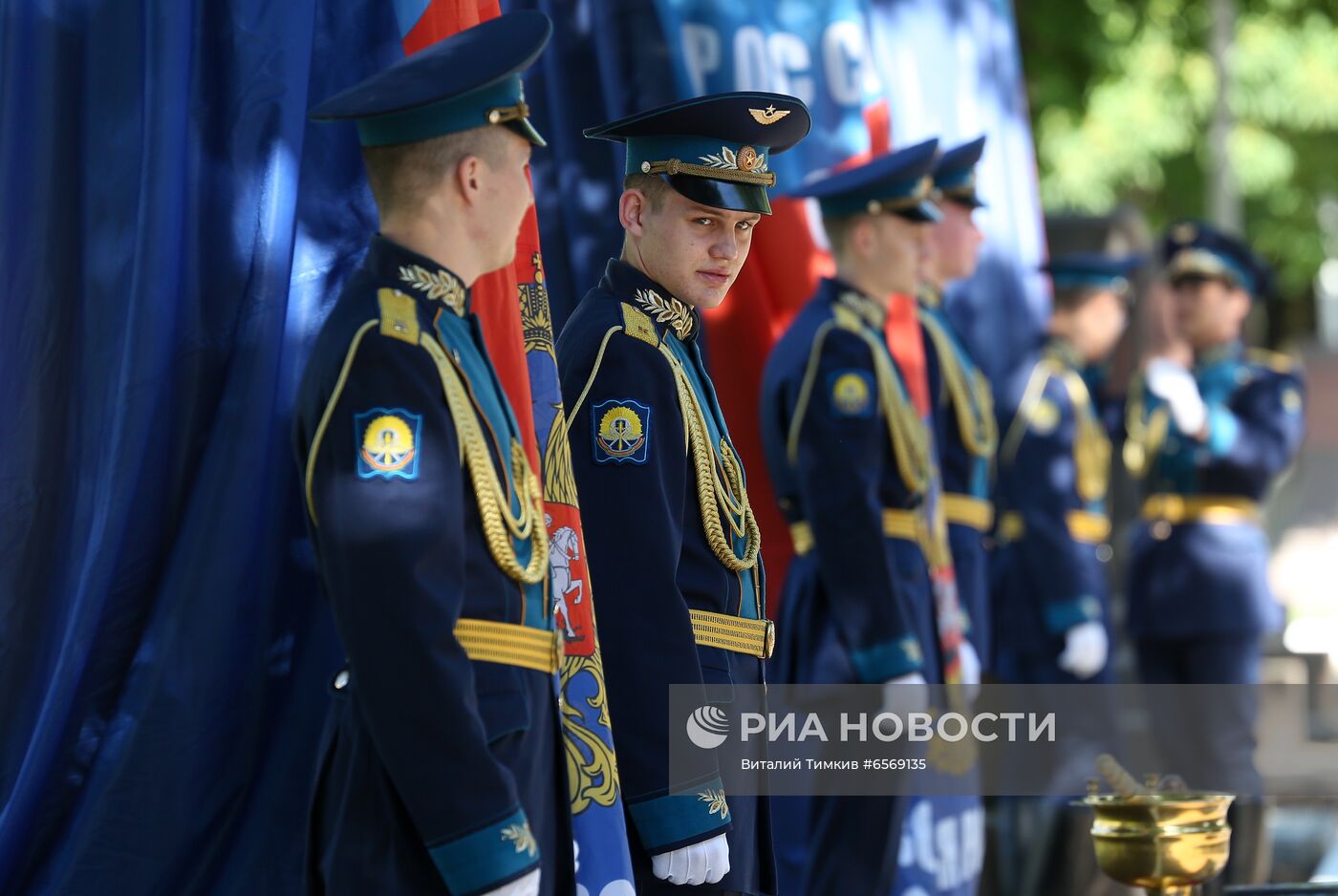 Открытие бюстов Героям Советского Союза в краснодарском летном училище