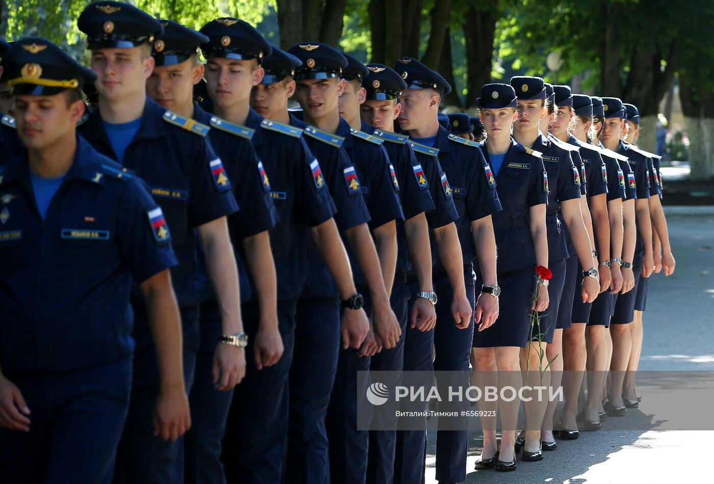 Открытие бюстов Героям Советского Союза в краснодарском летном училище