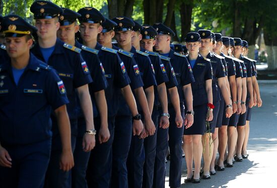 Открытие бюстов Героям Советского Союза в краснодарском летном училище