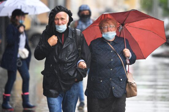 В Москве усилился контроль за ношением масок    