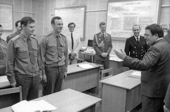 Визит в СССР министра обороны Финляндии Йохана Оле Норрбака