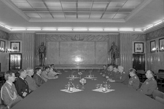 Визит в СССР министра обороны Финляндии Йохана Оле Норрбака