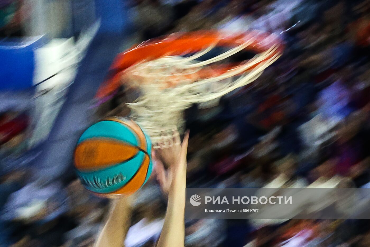 Баскетбол. Единая Лига ВТБ. Матч ЦСКА - УНИКС