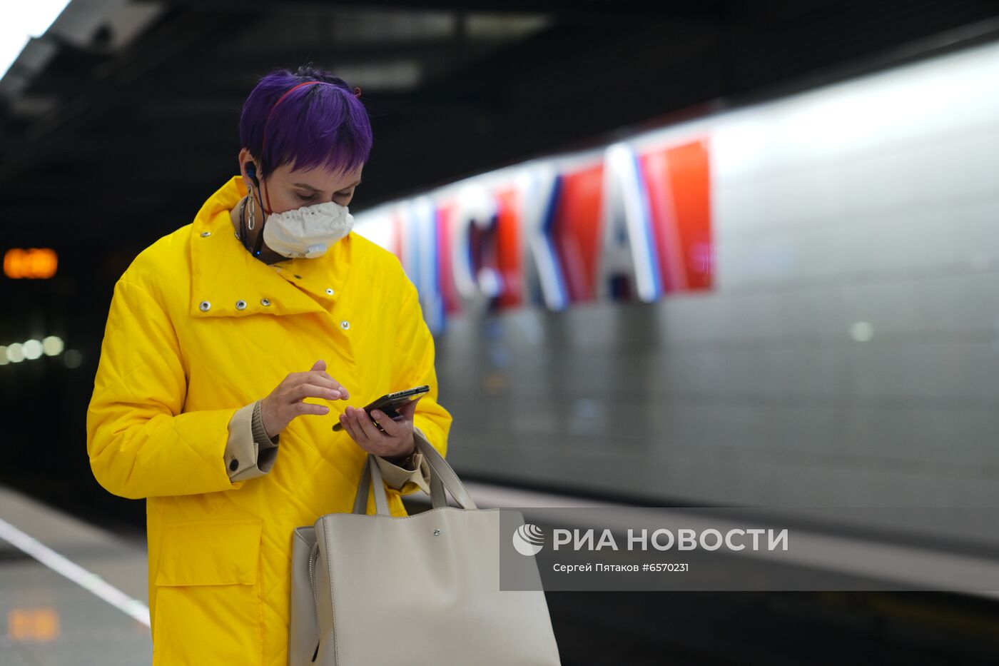 В Москве усилился контроль за ношением масок