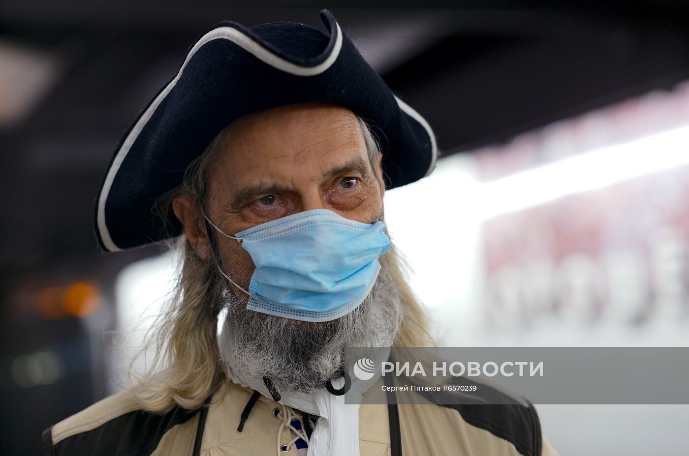 В Москве усилился контроль за ношением масок