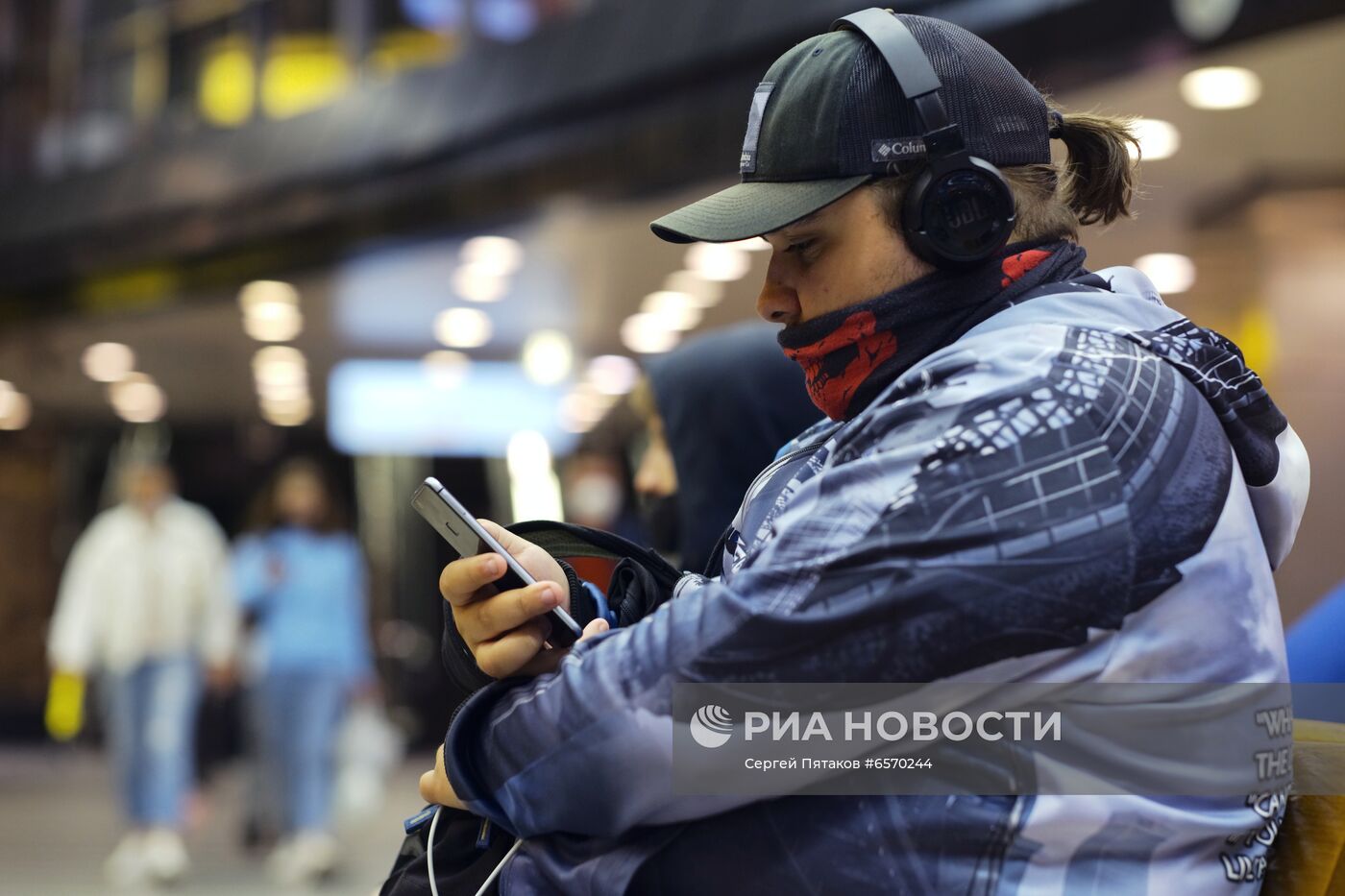 В Москве усилился контроль за ношением масок