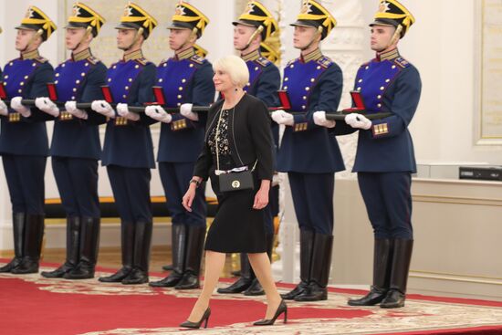 Вручение государственных премий и золотых медалей "Героя Труда РФ" президентом РФ В. Путиным в Кремле