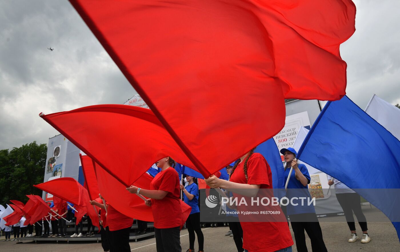 Праздничные мероприятия в честь 800-летия А. Невского в регионах России