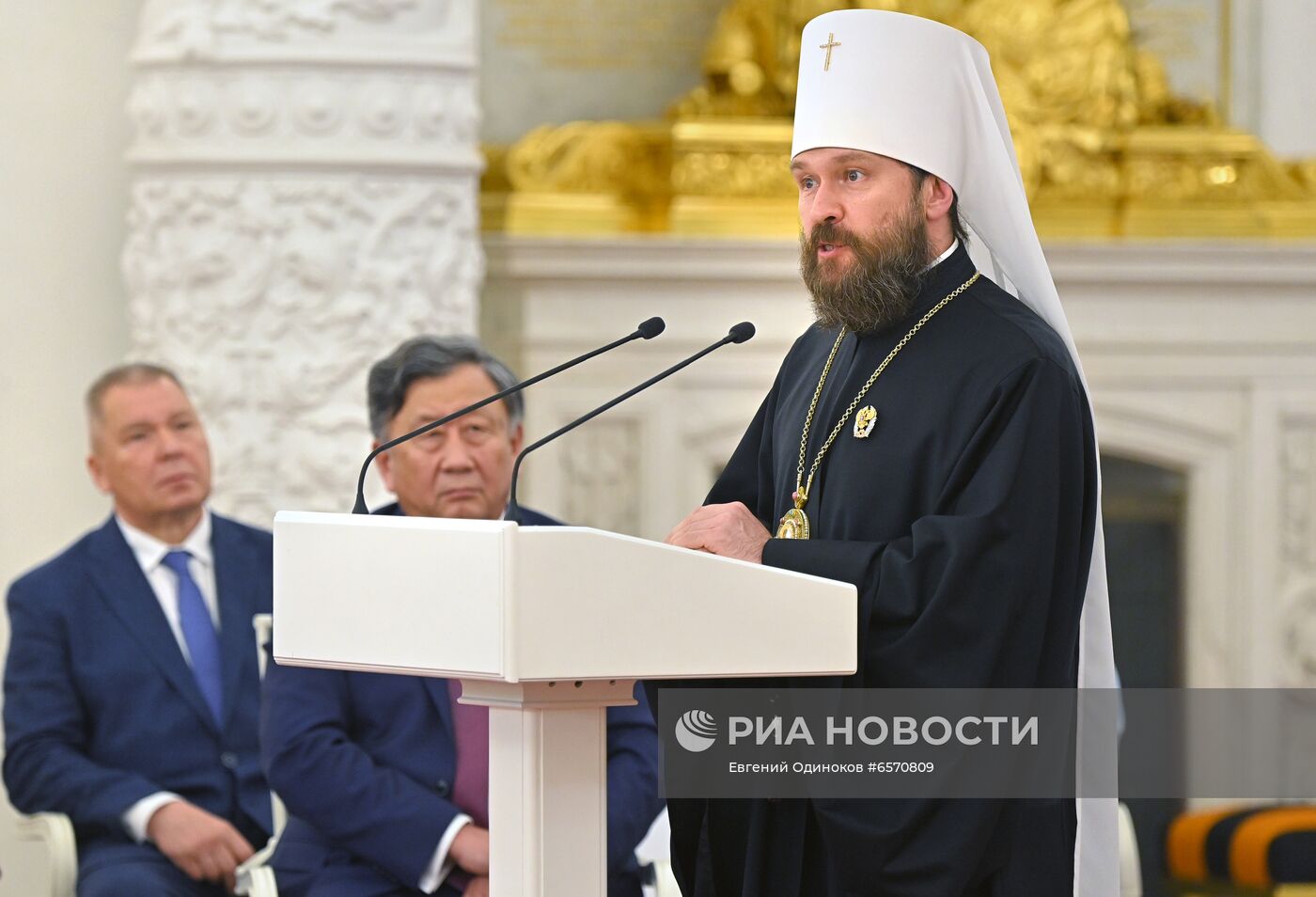 Вручение государственных премий и золотых медалей "Героя Труда РФ" президентом РФ В. Путиным в Кремле