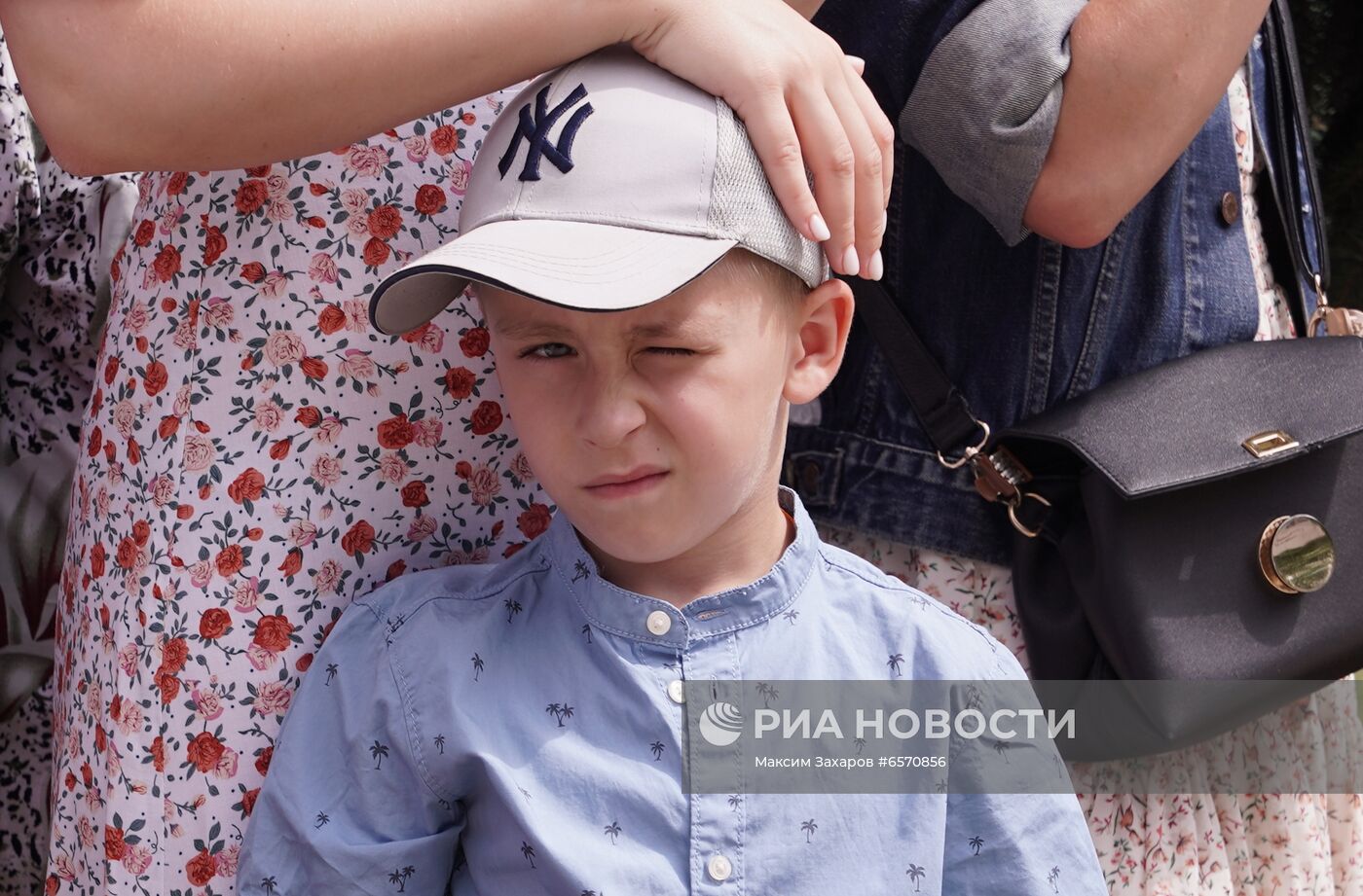 Празднование Дня России в Донецке и Луганске