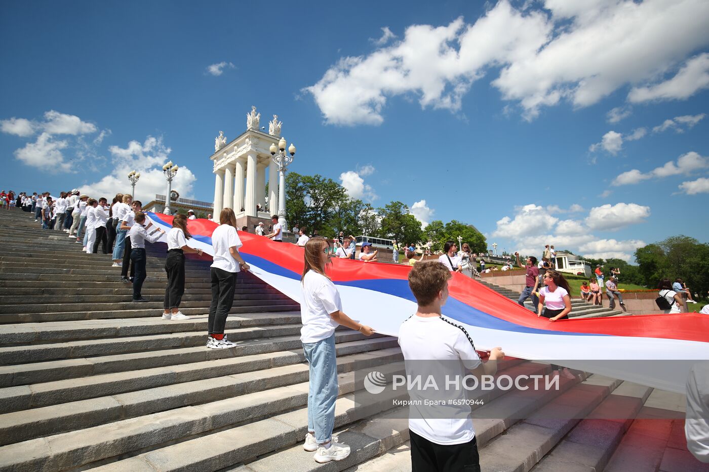 Празднование Дня России в регионах РФ