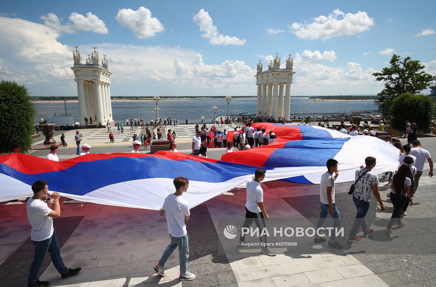 Празднование Дня России в регионах РФ