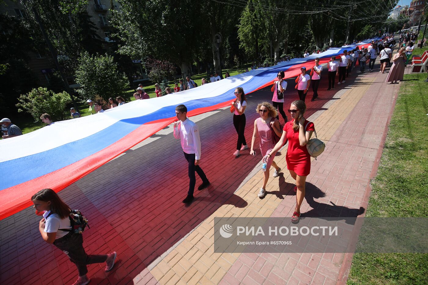 Празднование Дня России в регионах РФ