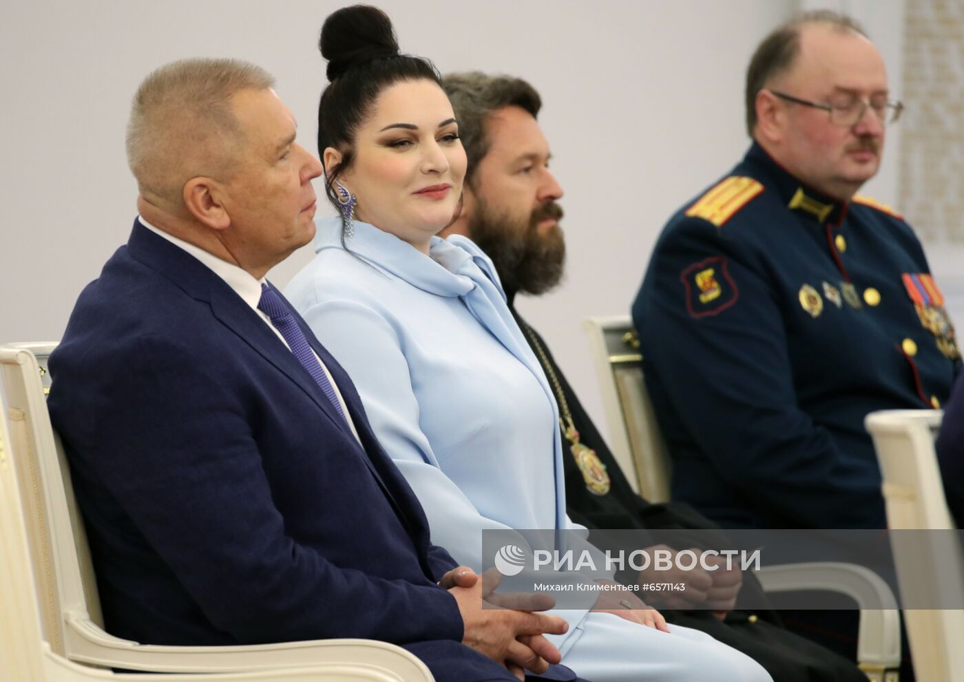 Вручение государственных премий и золотых медалей "Героя Труда РФ" президентом РФ В. Путиным в Кремле