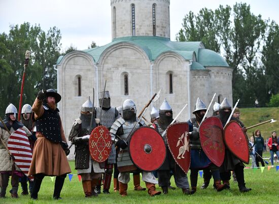 Праздничные мероприятия в честь 800-летия А. Невского в регионах России