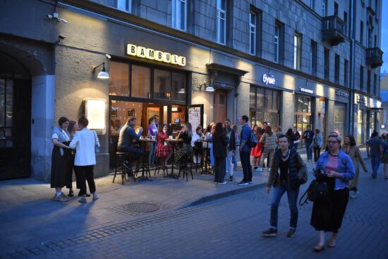 Новые ограничения для кафе и ресторанов вводятся в Москве с 13 июня