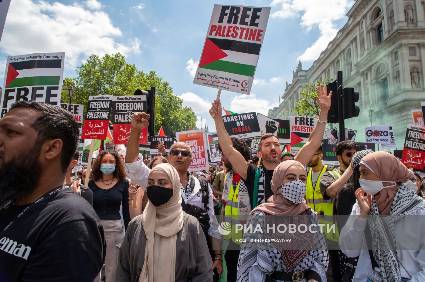 Акция в поддержку палестинцев в Лондоне 