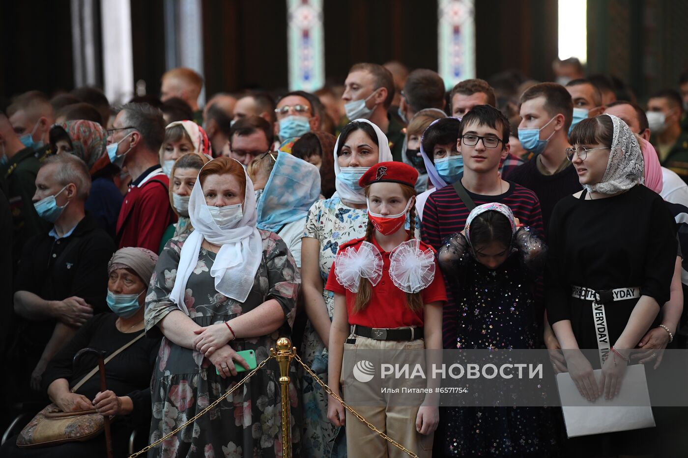 Патриаршее служение в храме Вооруженных Сил