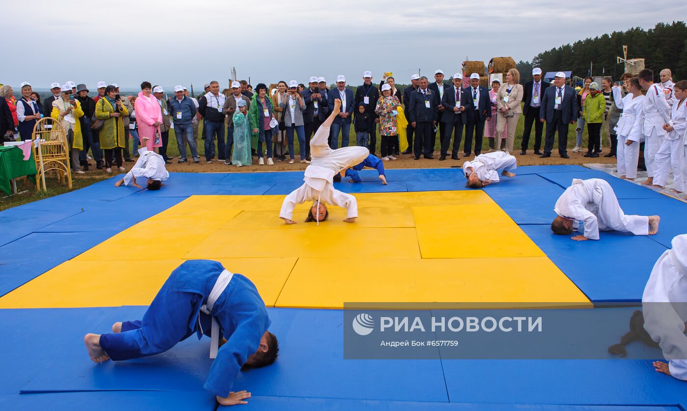 Праздник Сабантуй в регионах РФ