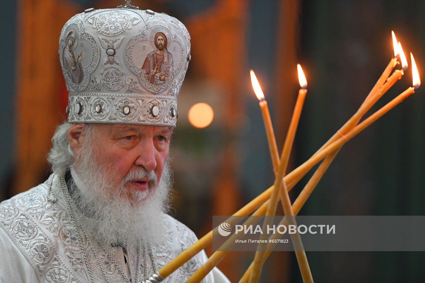 Патриаршее служение в храме Вооруженных Сил
