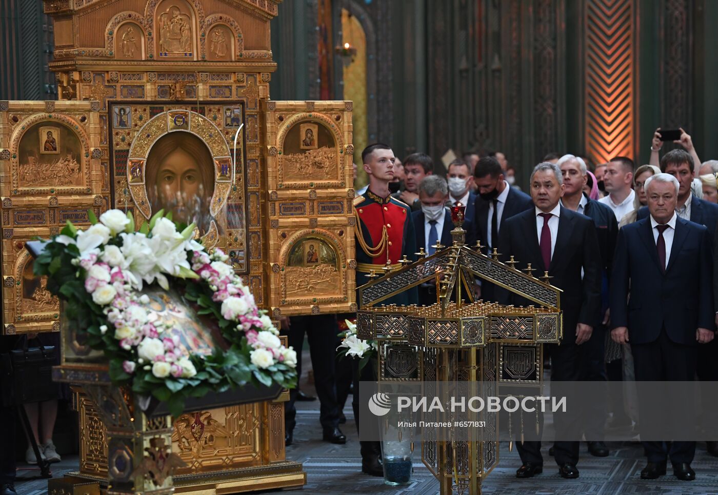 Патриаршее служение в храме Вооруженных Сил