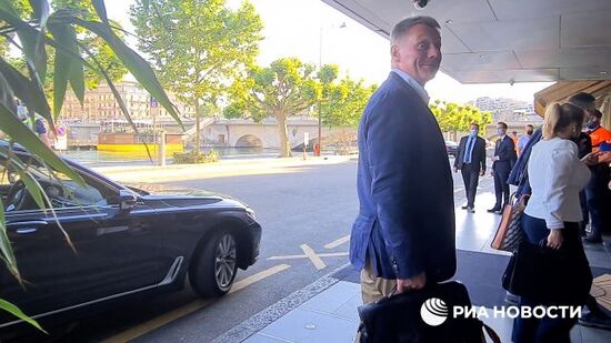 В женевский отель приехал Песков