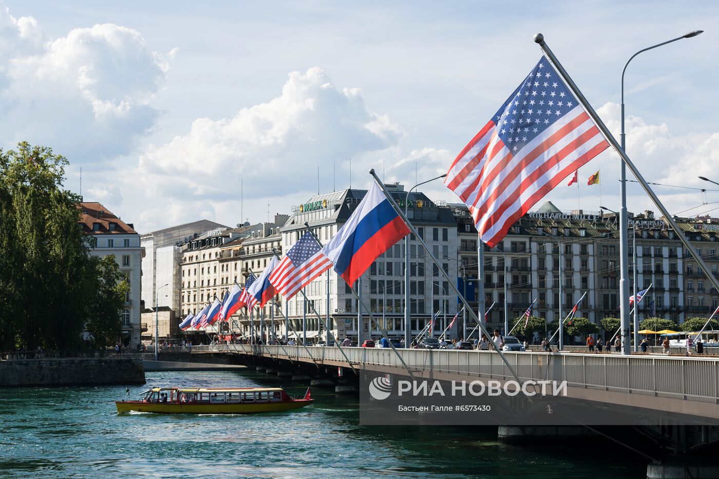 Женева в преддверии саммита президента России В. Путина и президента США Дж. Байдена