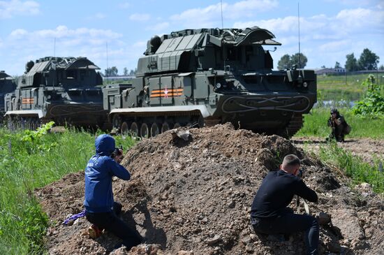 Учения Кантемировской танковой дивизии в Подмосковье 