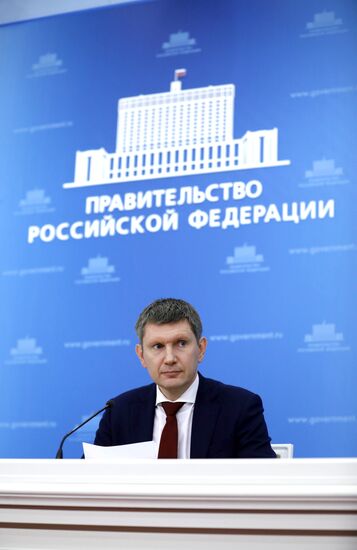 Брифинг министра экономического развития РФ М. Решетникова