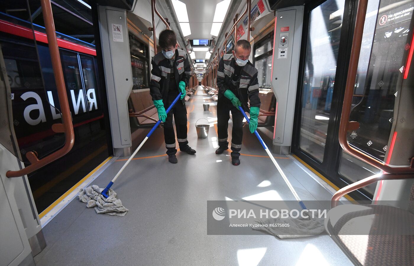 Дезинфекция в московском метро