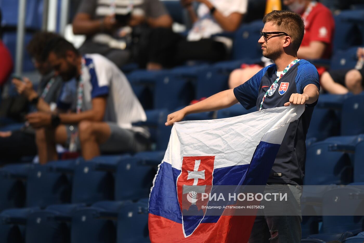 Футбол. ЧЕ-2020. Матч Швеция - Словакия