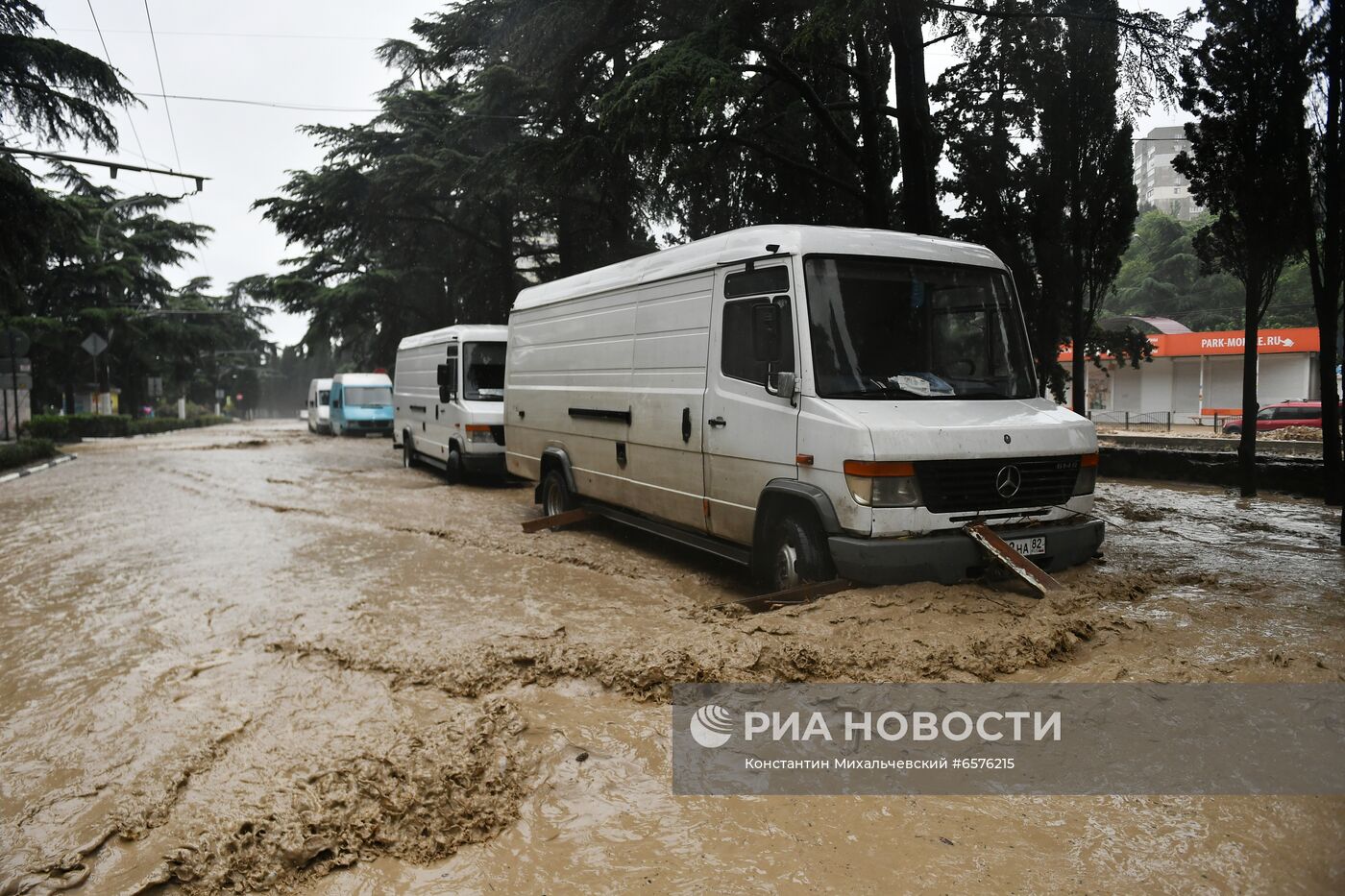 Подтопления в Ялте после ливней