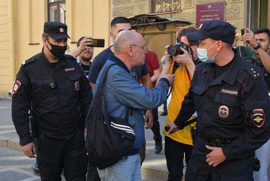  Избрание меры пресечения для депутата М. Резника