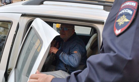  Избрание меры пресечения для депутата М. Резника