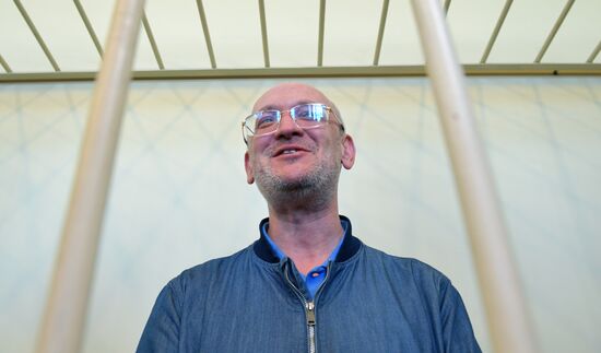  Избрание меры пресечения для депутата М. Резника