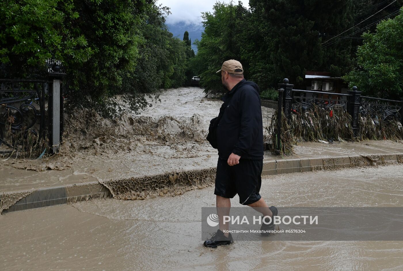 Подтопления в Ялте после ливней