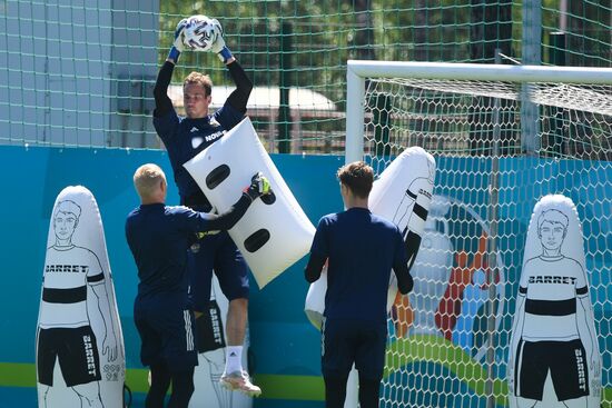 Футбол. ЧЕ-2020. Тренировка сборной России