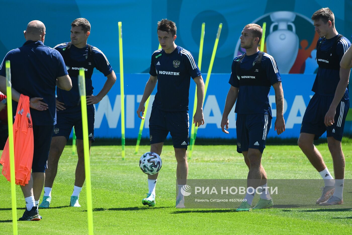 Футбол. ЧЕ-2020. Тренировка сборной России