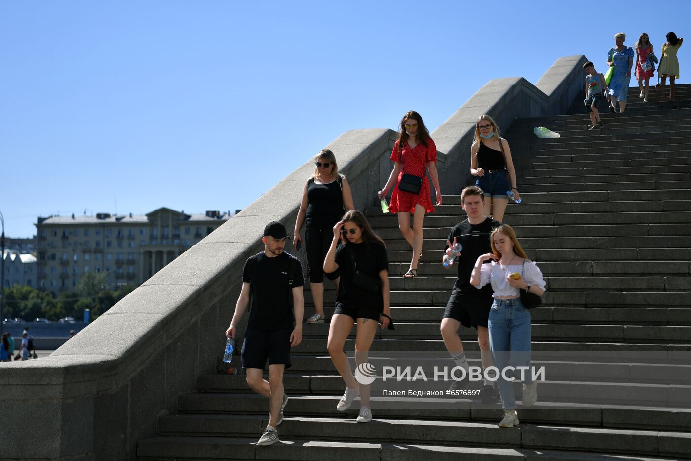 Жаркая погода в Москве