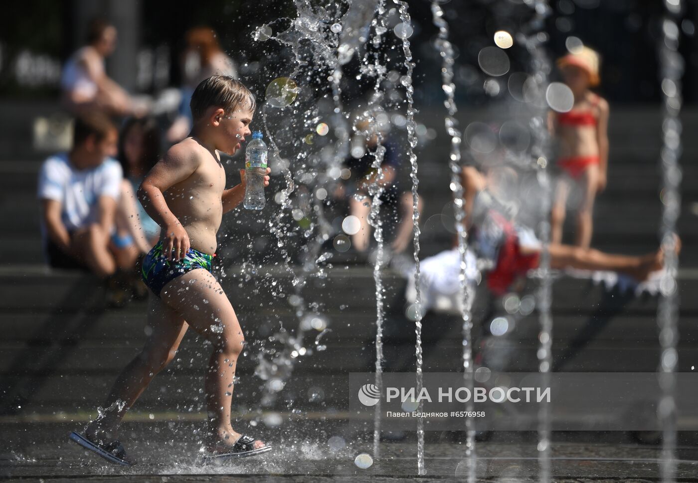 Жаркая погода в Москве