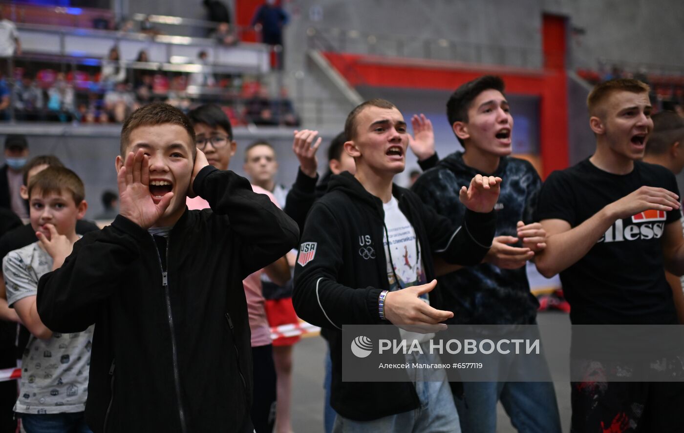 Соревнования по ММА в Омске