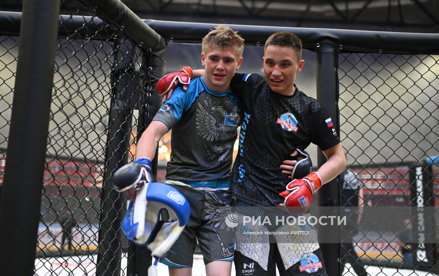 Соревнования по ММА в Омске