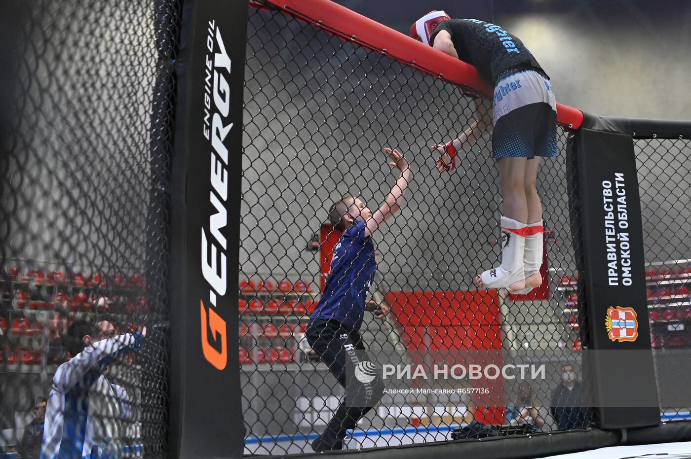 Соревнования по ММА в Омске