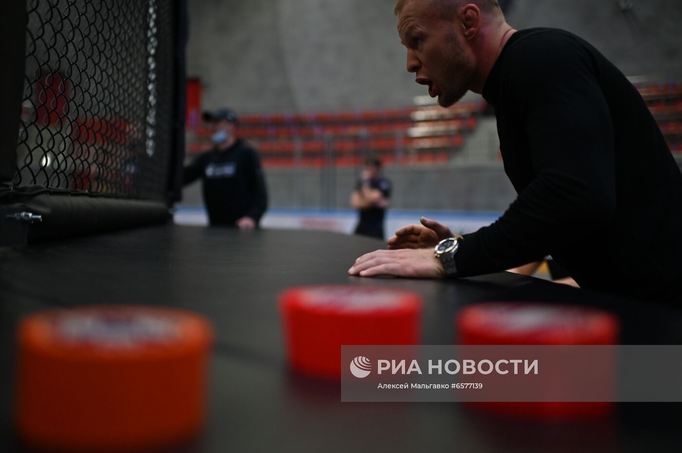 Соревнования по ММА в Омске