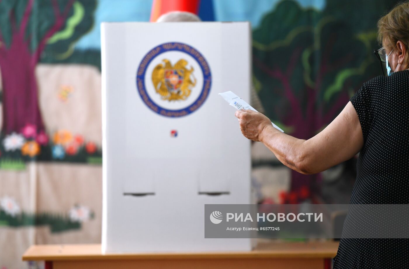 Досрочные парламентские выборы в Армении