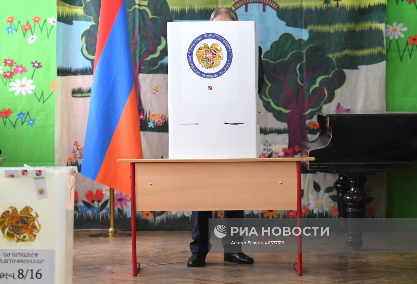 Досрочные парламентские выборы в Армении