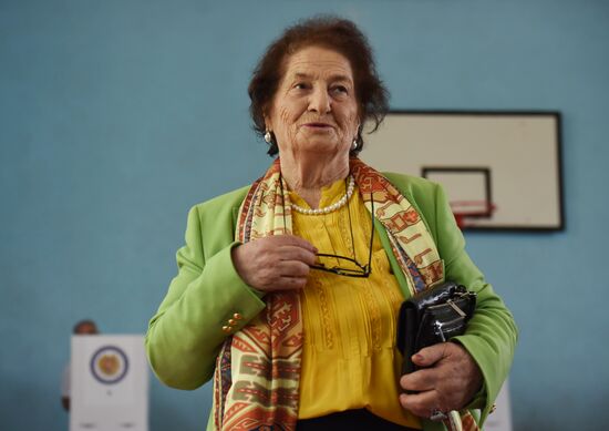 Досрочные парламентские выборы в Армении