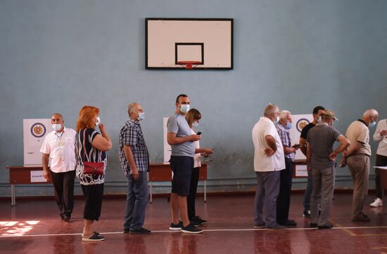 Досрочные парламентские выборы в Армении