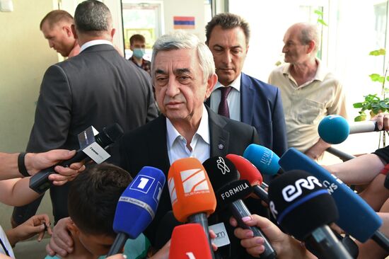 Досрочные парламентские выборы в Армении