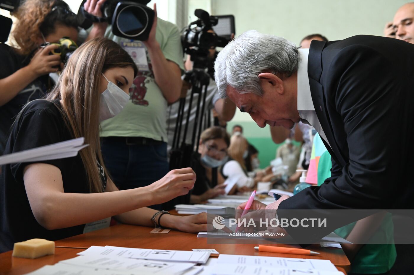 Досрочные парламентские выборы в Армении